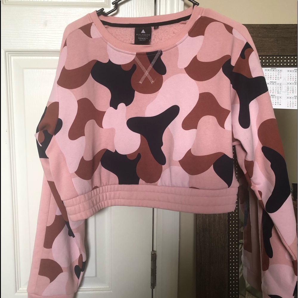 Balance Athletica Crop